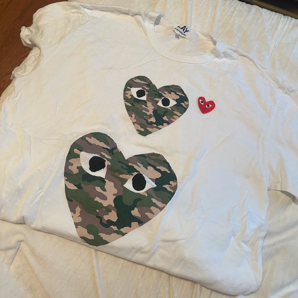 Play Comme des Garcons Tshirt Size XXL